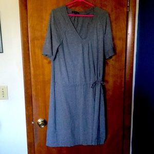 Gap summer dress. Draw string xl gray